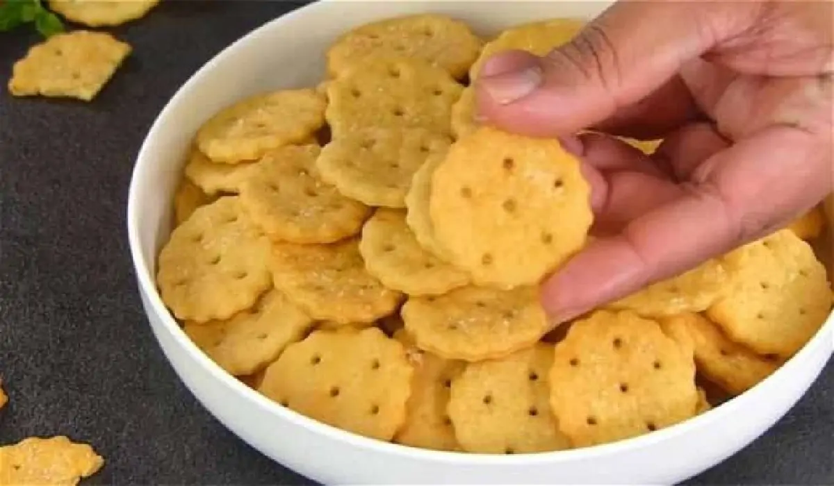 تحضير بسكويت النشادر بطريقة جهنمية من أول مرة.. مش هتستغنى عنه نهائي