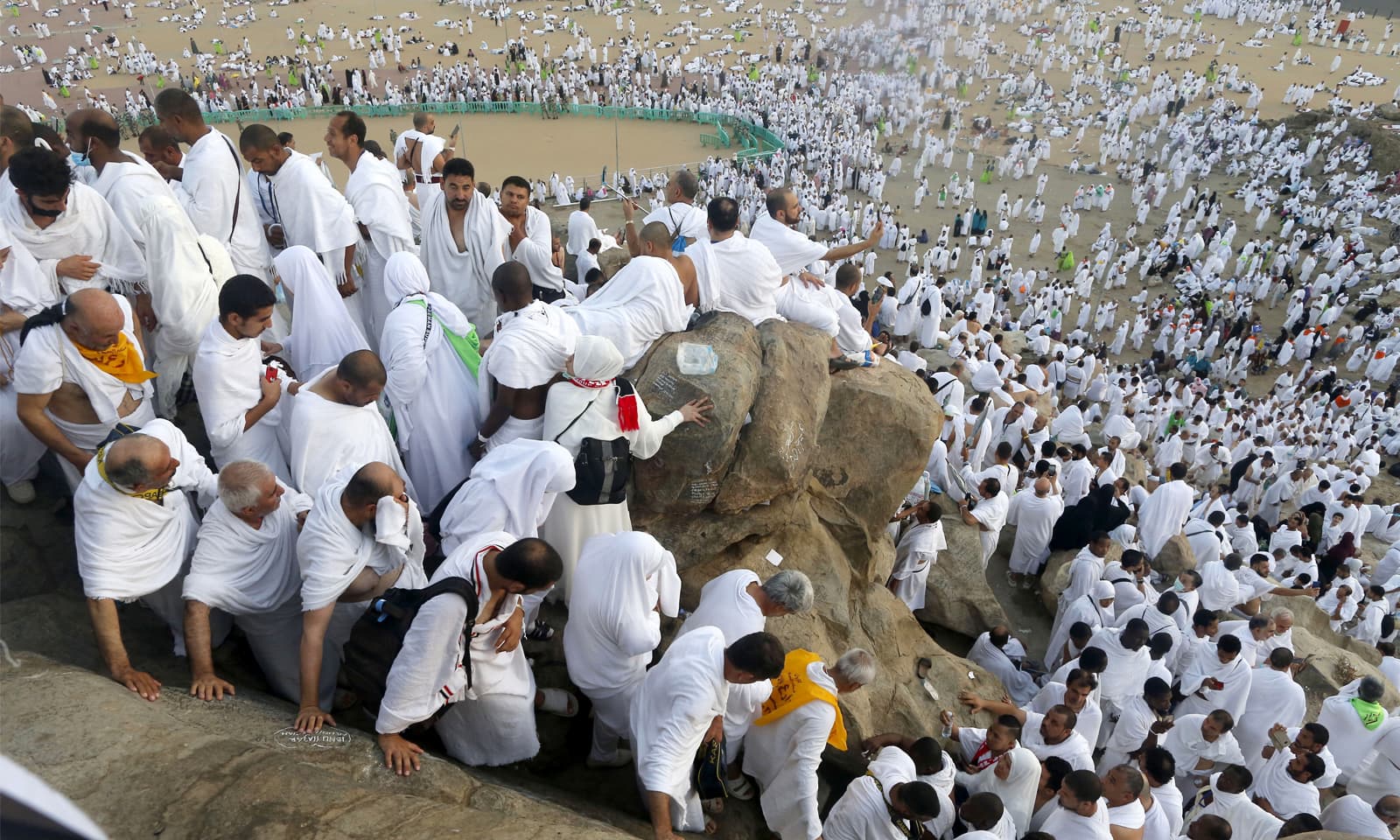 سجـــــل عـبر onpo.dz.. خطـوات التسجيل في قرعة الحج 2025 في الجزائر.. الخـطوات والأوراق