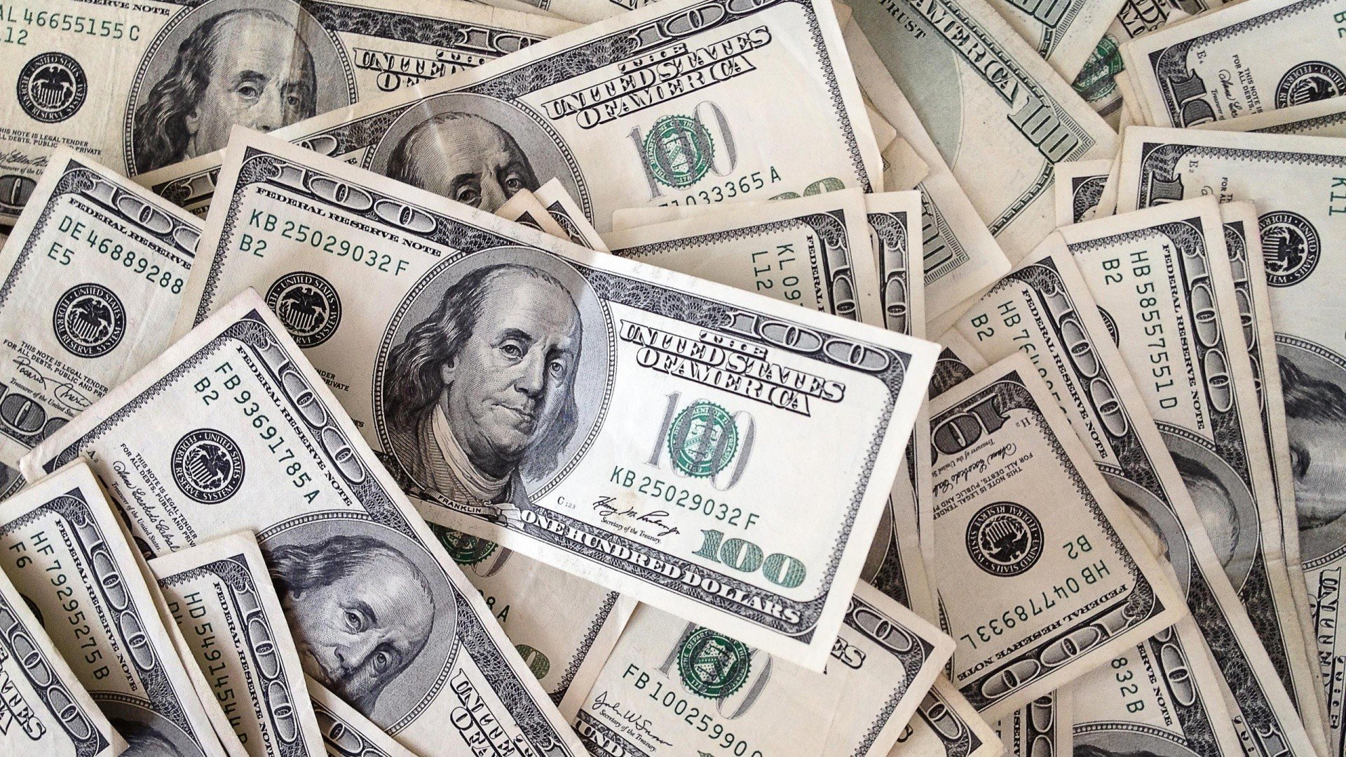 بعد اجتماع البنك المركزي بتثبيت سعر الفائدة .. سعر الدولار اليوم 22 نوفمبر 2024