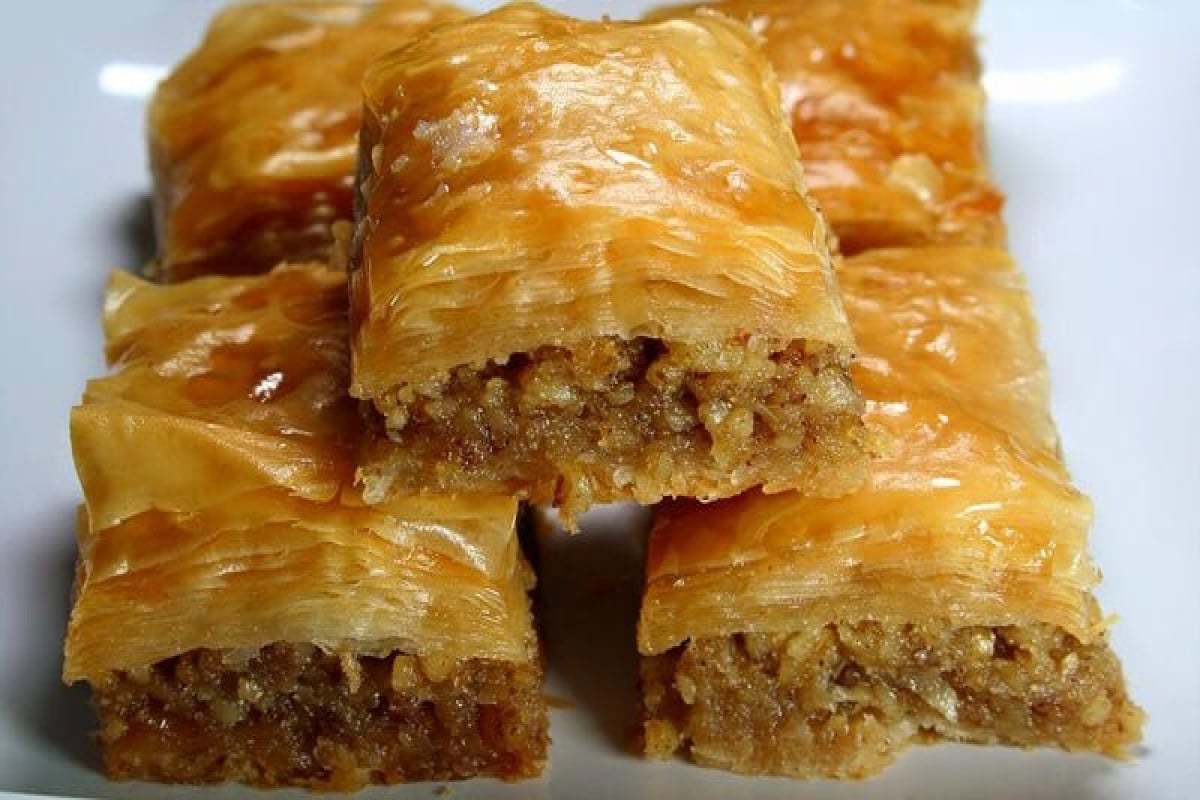 وفرى فلوسك مش هتحتاجي تشتريه من بره.. طريقة عمل الجلاش باللحمة في البيت بطعم ولا أروع