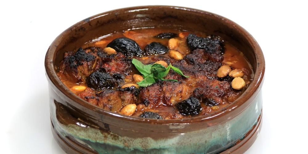 تعالي أقولك إزاي تعملي أحلى طاجن لحمة بالبصل زي المطاعم