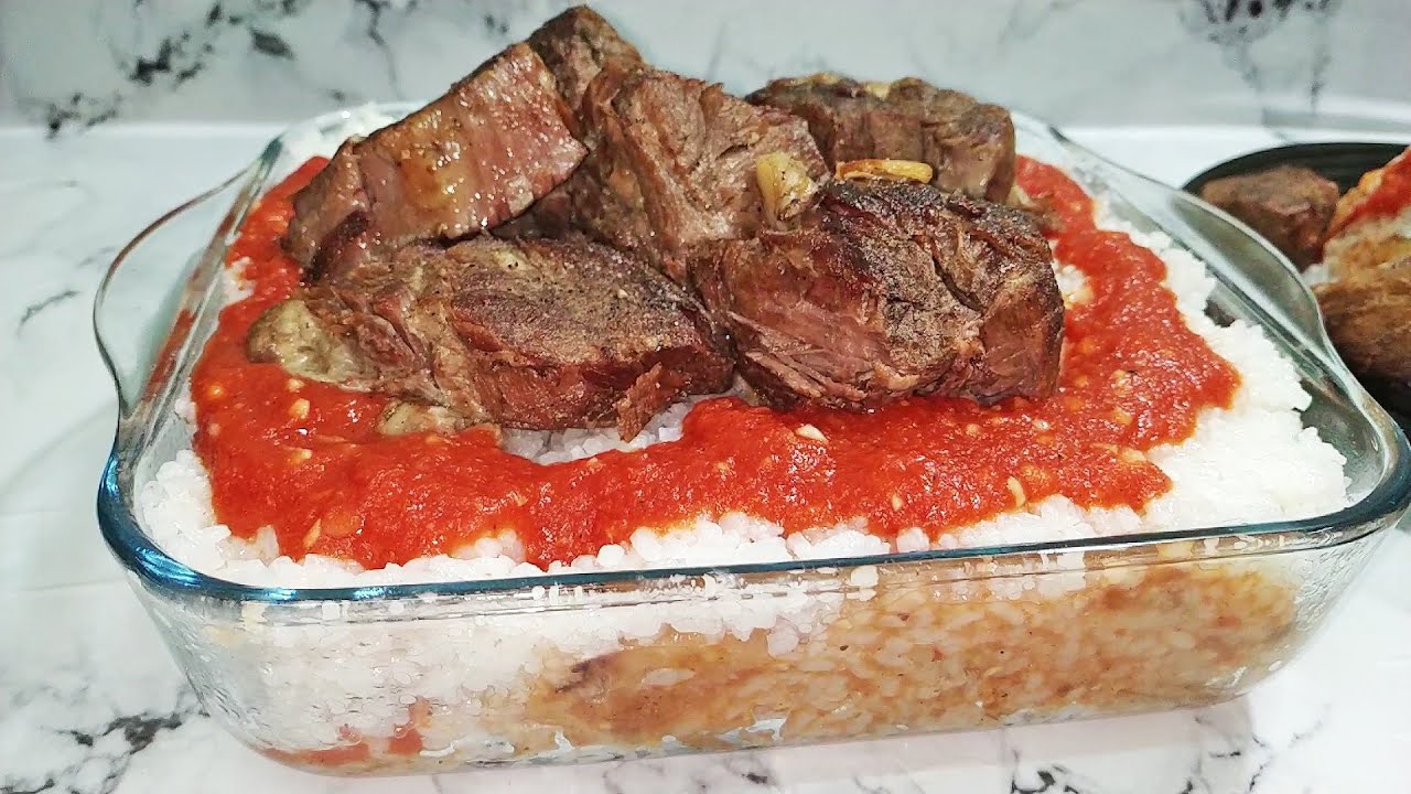 «بالخل والثوم» طريقة عمل الفتة باللحمة في المنزل زي طعم زمان.. طبق عربي أصيل