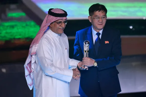 احتفال النجومية.. انفجار المفاجآت في حفل الأفضل بآسيا والدوسري يهيمن على الجوائز الآسيوية ويصنع التاريخ