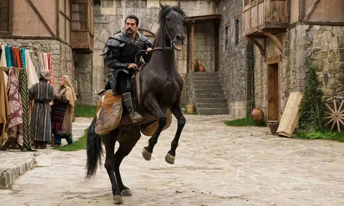 ملخص أحداث الحلقة الرابعة من مسلسل المؤسس أورهان: تصاعد الصراعات وتحوّل موازين القوة