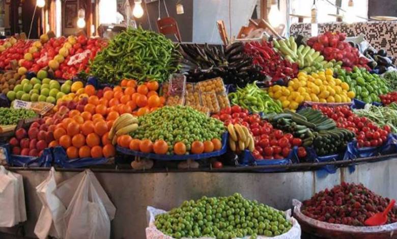 فرق السما والارض بين الاسعار وبعضها؟ .. أسعار الخضروات اليوم في سوق العبور برخص التراب “روح وشوف بنفسك”